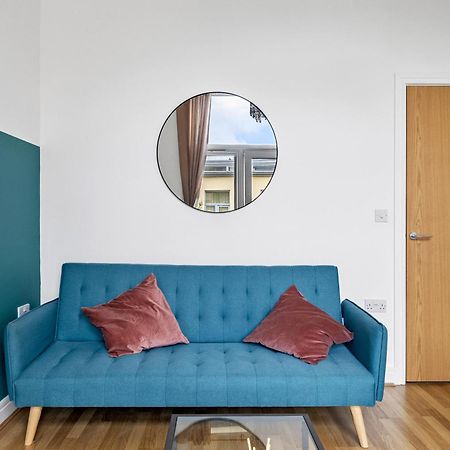 Spacious House By Quay - Sleeps 7 - Free Parking Plymouth Exterior foto